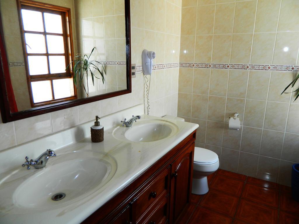 Hostal Torre De Babel Castro Rum bild